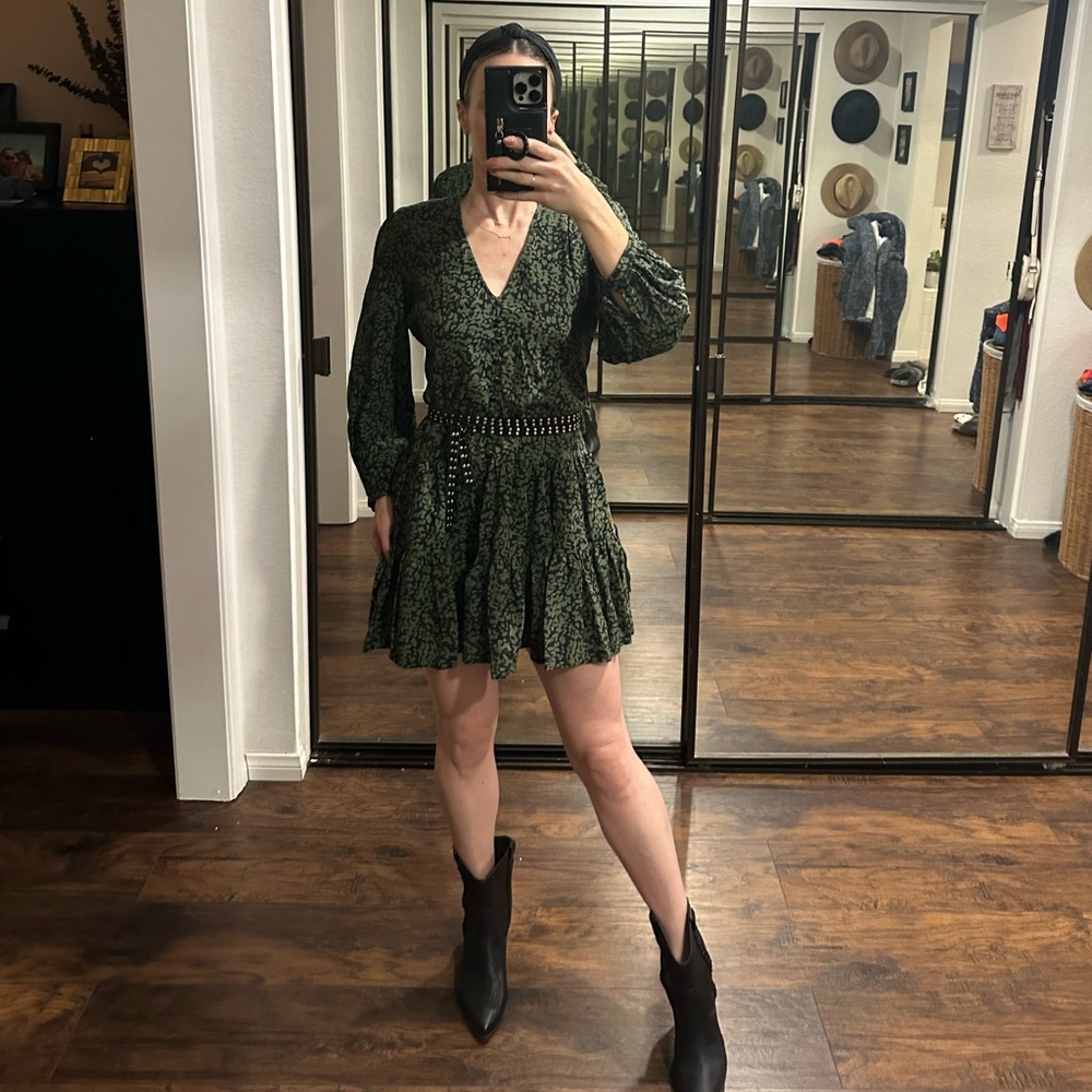 COPY - Super cute, LIKE NEW ZARA babydoll dress